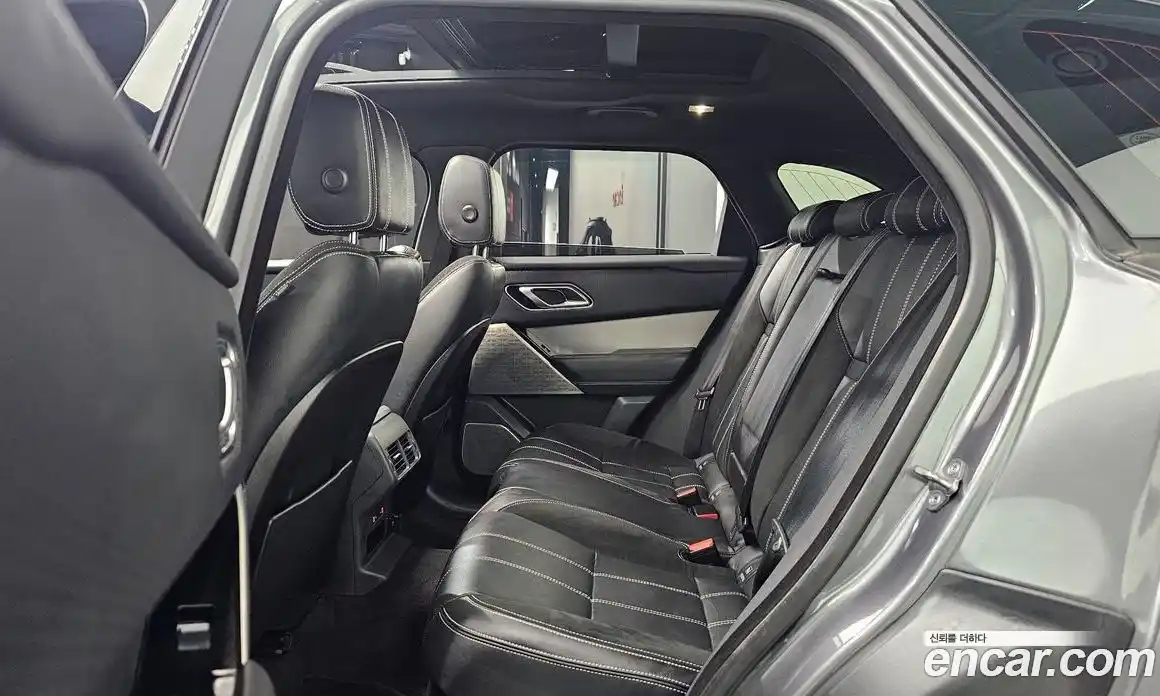 Land Rover Range Rover Velar 2019 2.0 автомат (гидро), фото 16