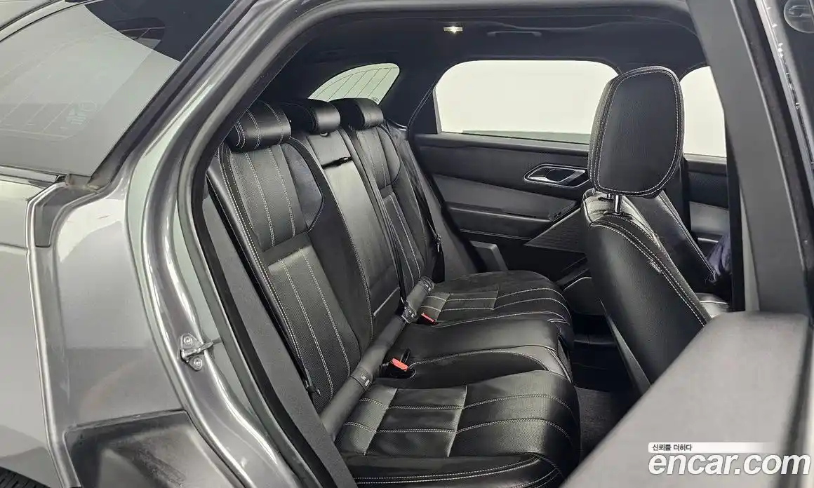 Land Rover Range Rover Velar 2019 2.0 автомат (гидро), фото 17