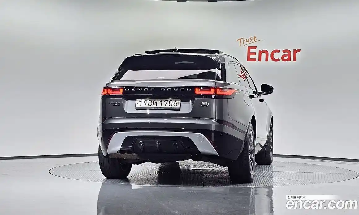 Land Rover Range Rover Velar 2019 2.0 автомат (гидро), фото 3