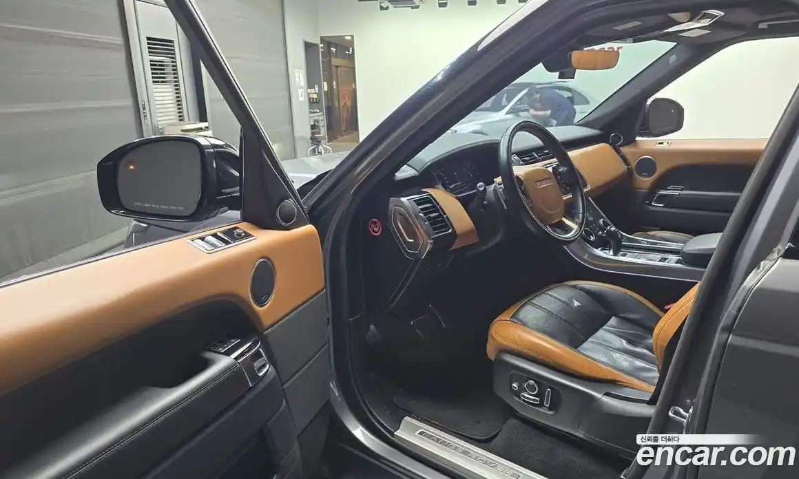 Land Rover Range Rover Sport 2018 3.0 автомат (гидро), фото 10