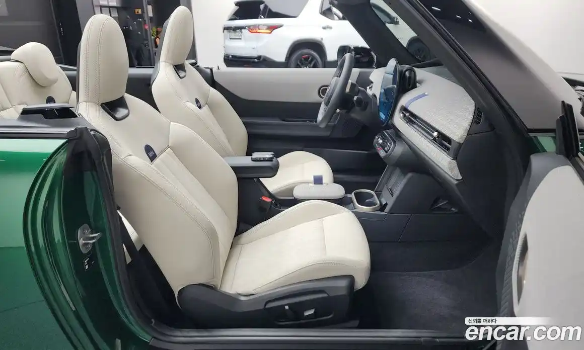 Mini Cooper Convertible 2025 2.0 автомат (гидро), фото 16