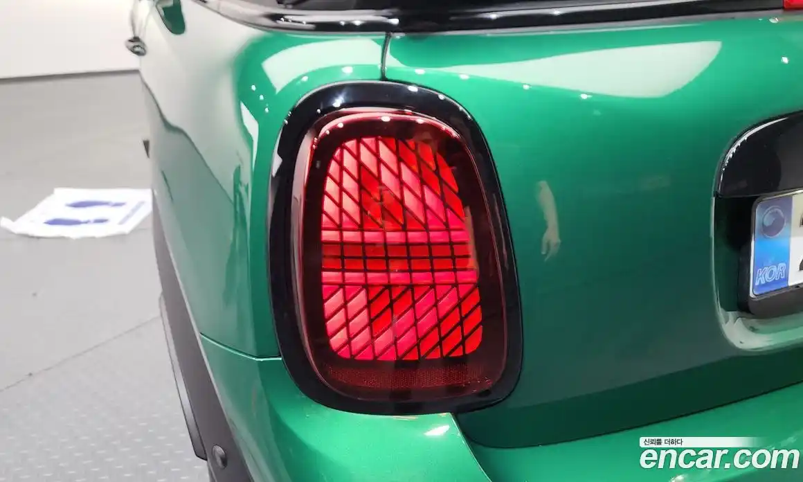 Mini Cooper Convertible 2025 2.0 автомат (гидро), фото 9
