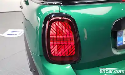 Mini Cooper Convertible 2025 2.0 автомат (гидро), миниатюра 9