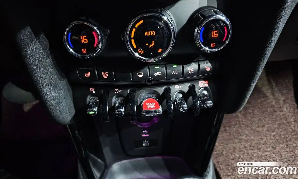 Mini Cooper 2023 1.5 автомат (гидро), фото 27