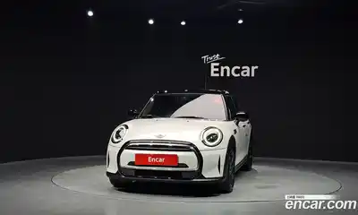 Mini Cooper 2023 1.5 автомат (гидро), миниатюра 3