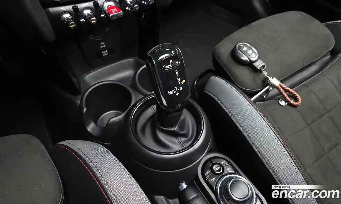 Mini Cooper 2022 2.0 автомат (гидро), фото 12
