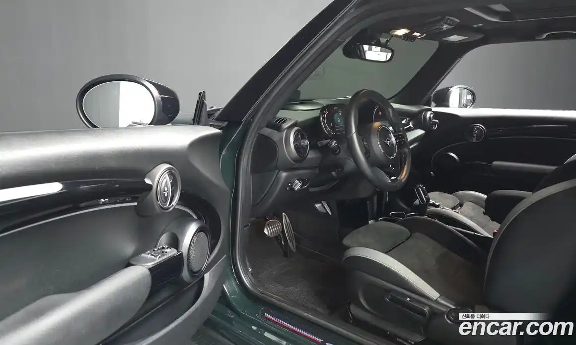 Mini Cooper 2022 2.0 автомат (гидро), фото 13