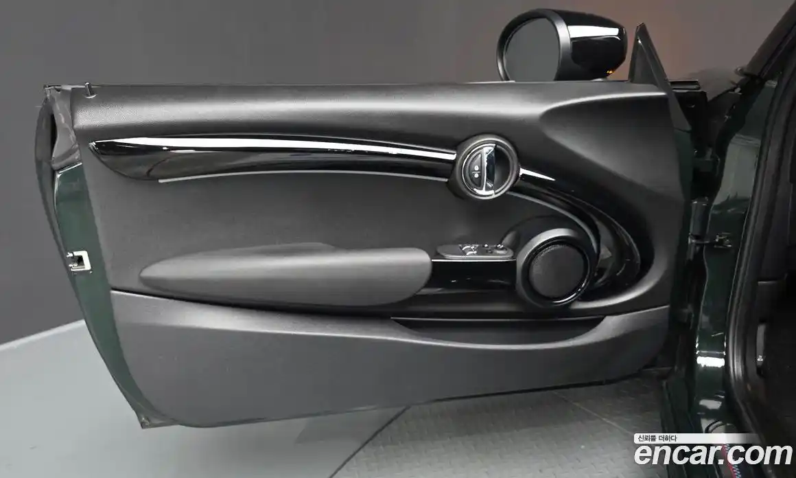 Mini Cooper 2022 2.0 автомат (гидро), фото 14