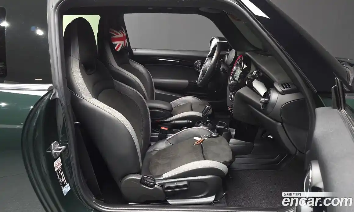 Mini Cooper 2022 2.0 автомат (гидро), фото 17
