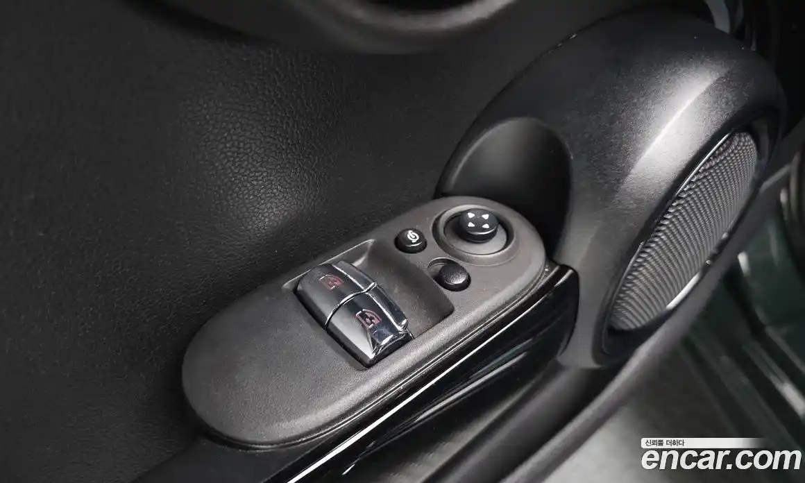 Mini Cooper 2022 2.0 автомат (гидро), фото 28