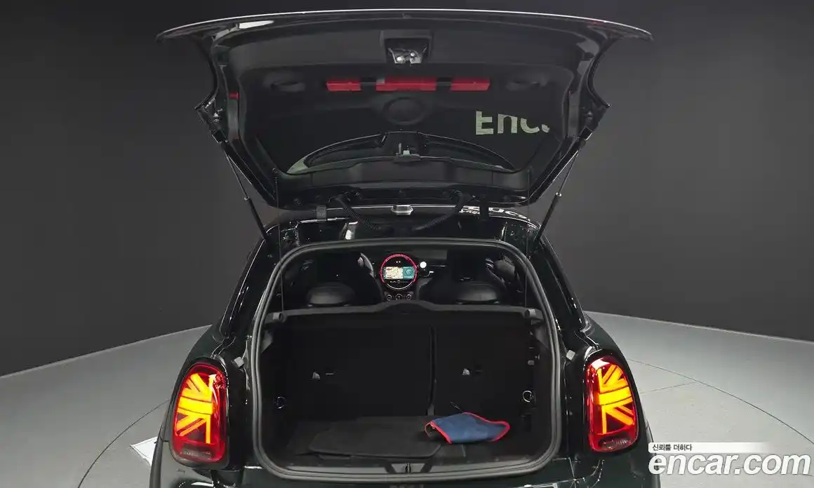 Mini Cooper 2022 2.0 автомат (гидро), фото 30