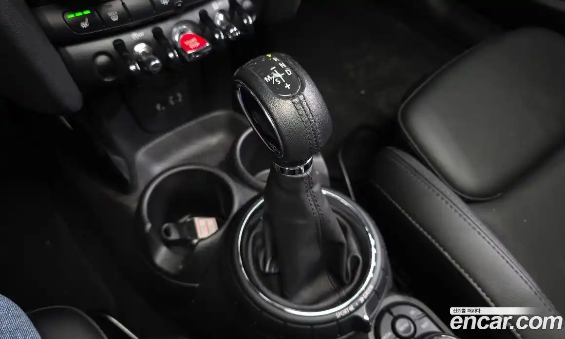 Mini Cooper 2017 1.5 автомат (гидро), фото 12