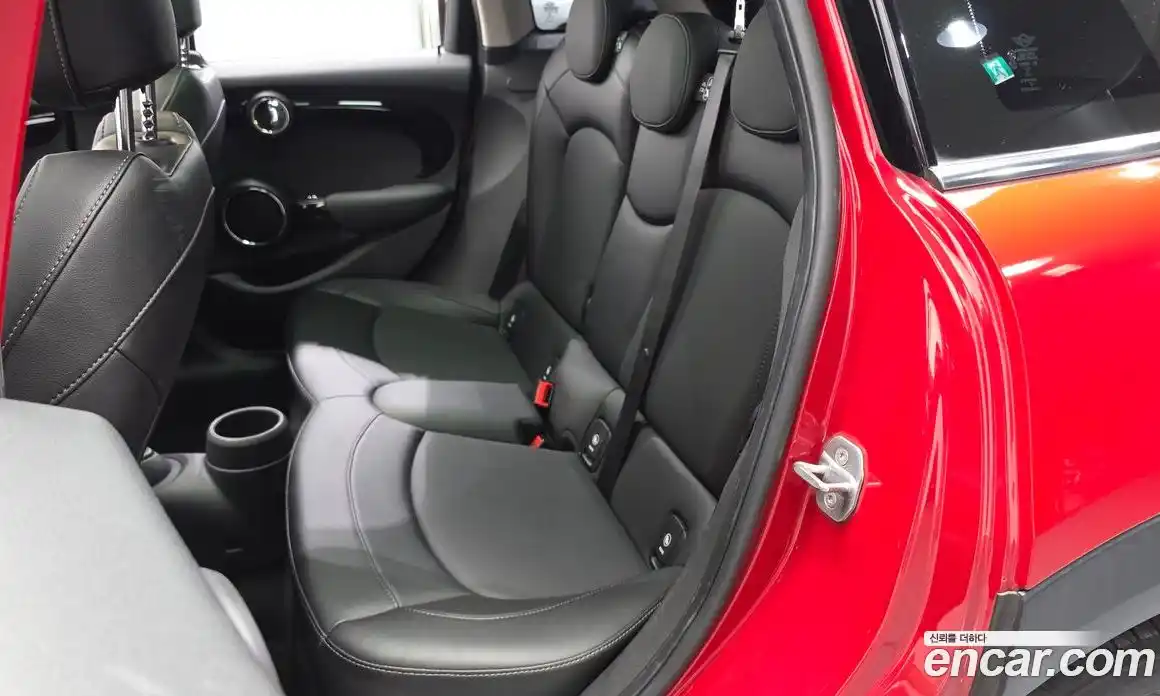 Mini Cooper 2017 1.5 автомат (гидро), фото 16