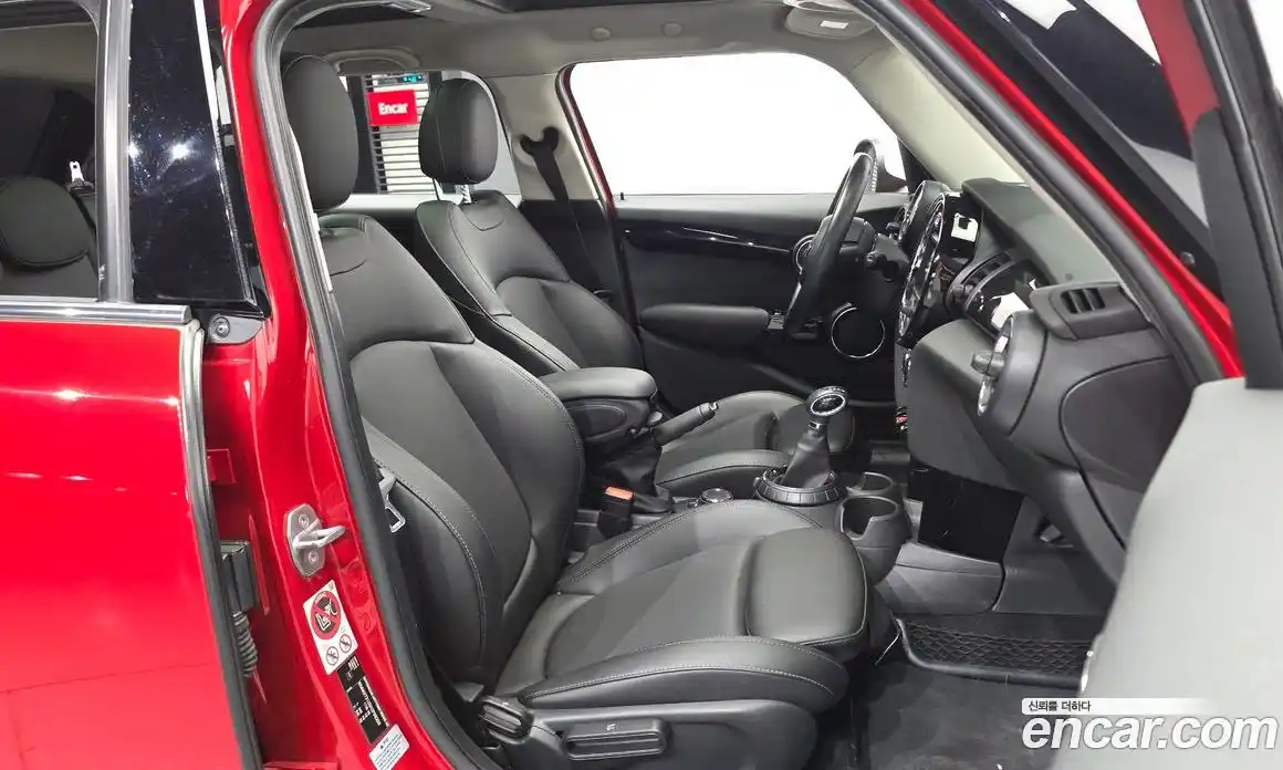 Mini Cooper 2017 1.5 автомат (гидро), фото 17