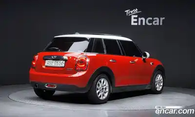 Mini Cooper 2016 1.5 автомат (гидро), миниатюра 2