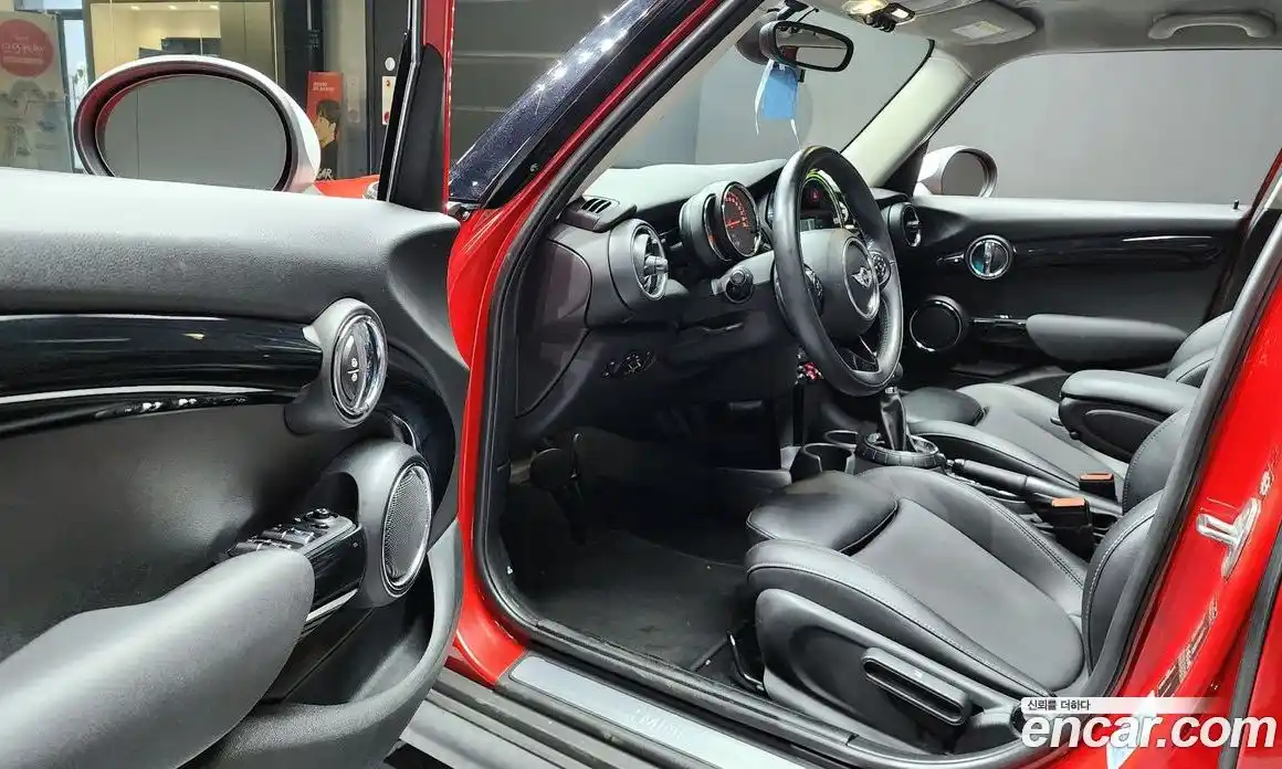 Mini Cooper 2016 1.5 автомат (гидро), фото 9