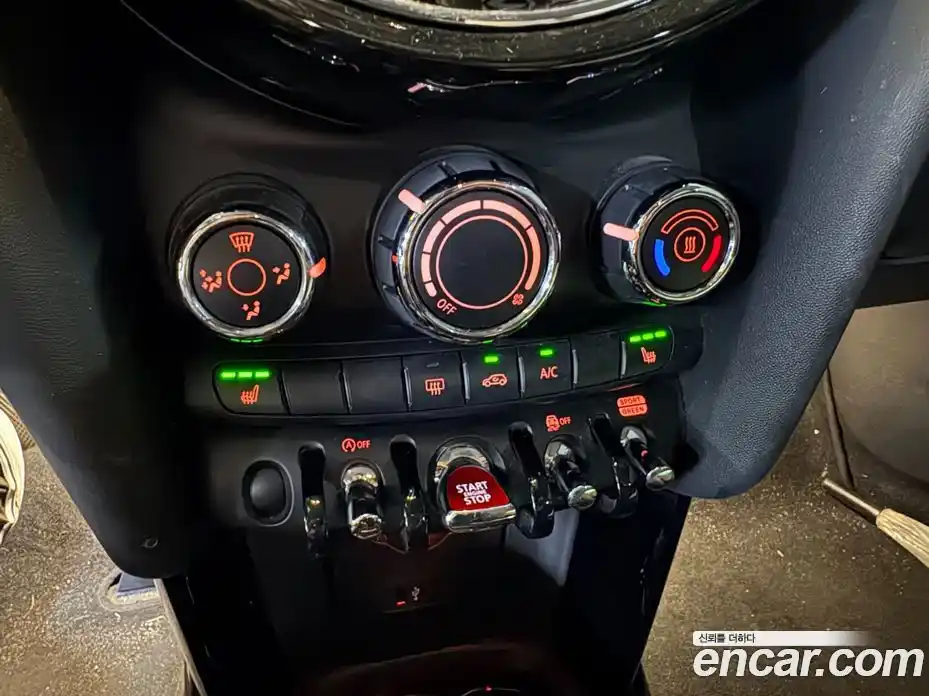 Mini Cooper 2021 1.5 автомат (гидро), фото 16