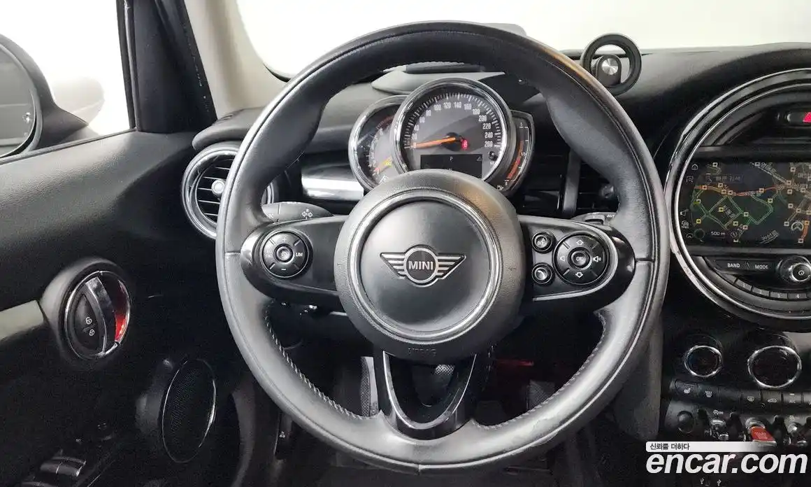 Mini Cooper 2020 1.5 автомат (гидро), фото 13