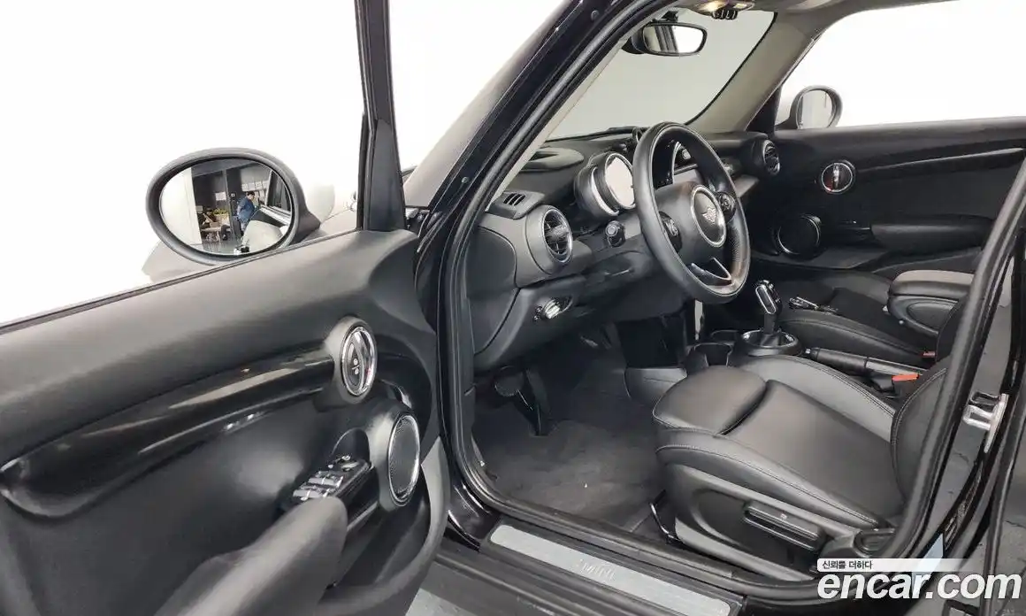 Mini Cooper 2020 1.5 автомат (гидро), фото 10