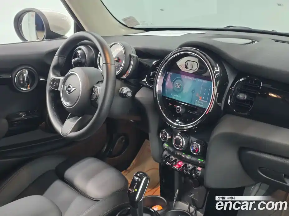 Mini Cooper 2021 1.5 автомат (гидро), фото 11