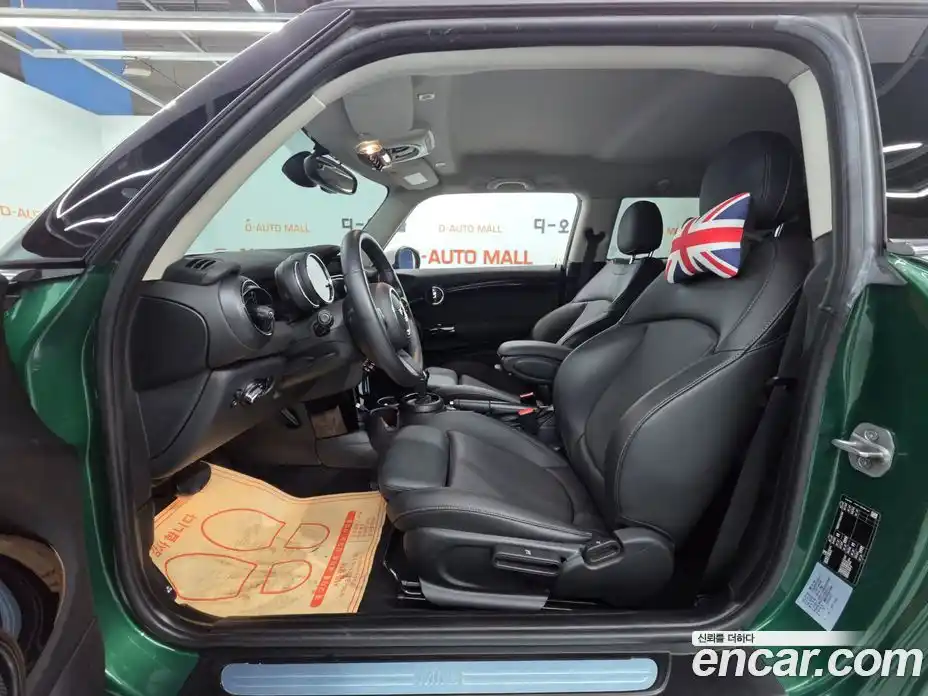 Mini Cooper 2021 1.5 автомат (гидро), фото 13