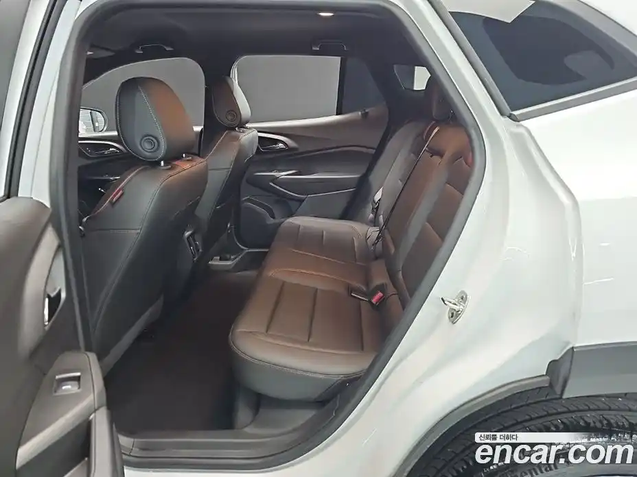 Chevrolet Trax 2024 1.2 автомат (гидро), фото 12