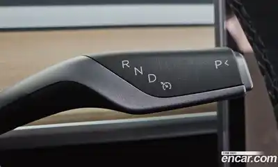 Tesla Model Y 2024 0.2 автомат (гидро), миниатюра 12