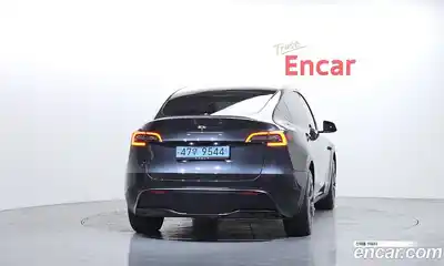 Tesla Model Y 2024 0.2 автомат (гидро), миниатюра 4 Tesla Model Y 2024 0.2 автомат (гидро), миниатюра 4
