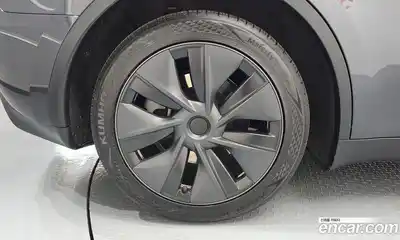 Tesla Model Y 2024 0.2 автомат (гидро), миниатюра 5 Tesla Model Y 2024 0.2 автомат (гидро), миниатюра 5