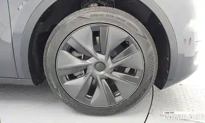 Tesla Model Y 2024 0.2 автомат (гидро), миниатюра 7 Tesla Model Y 2024 0.2 автомат (гидро), миниатюра 7
