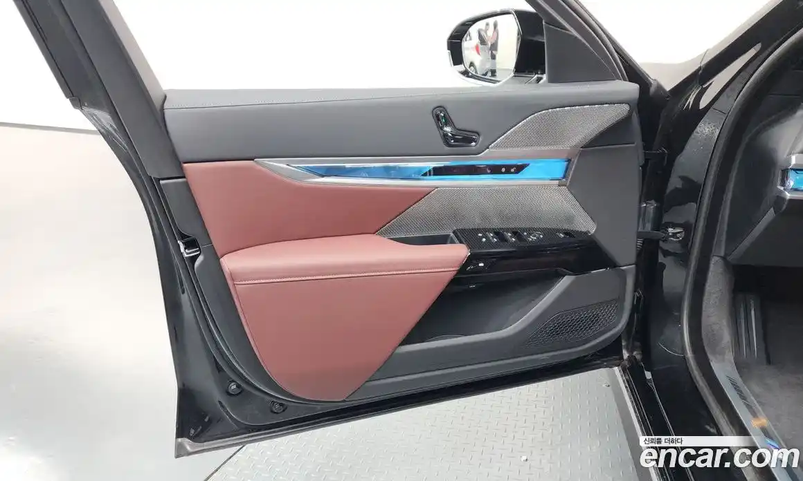 BMW 7 серия 2025 3.0 автомат (гидро), фото 14