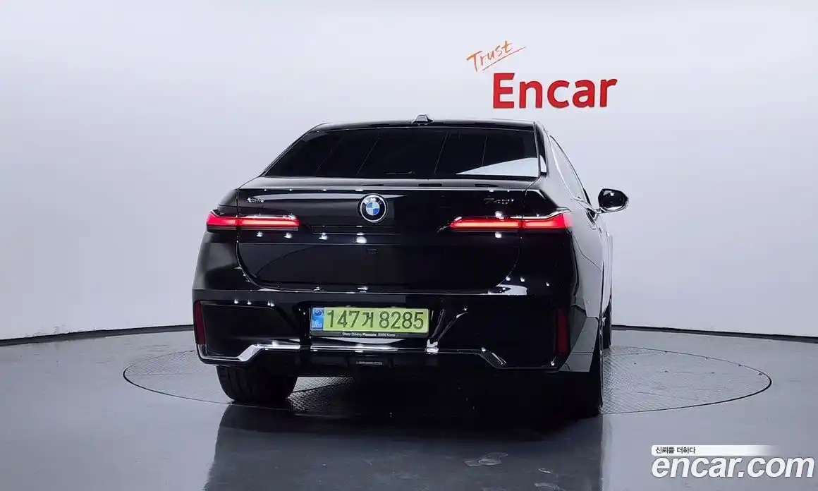 BMW 7 серия 2025 3.0 автомат (гидро), фото 4