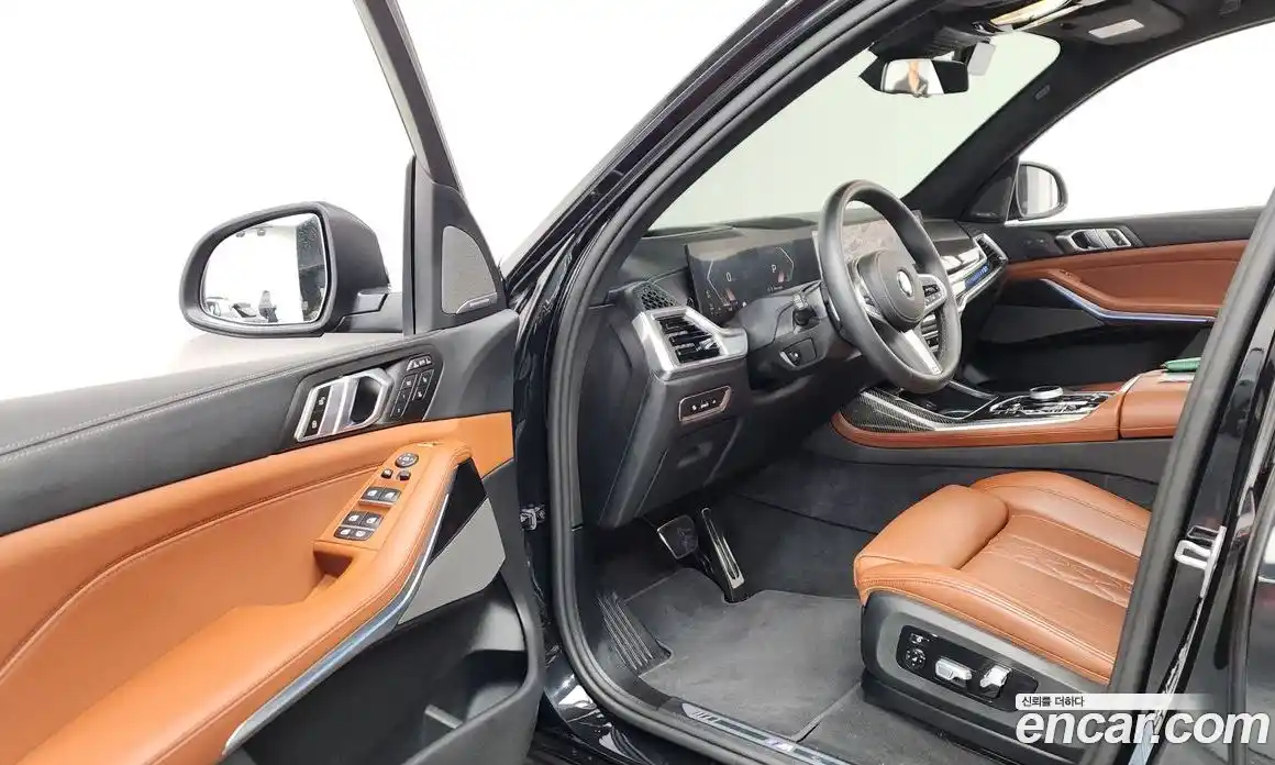 BMW X7 2025 3.0 автомат (гидро), фото 10