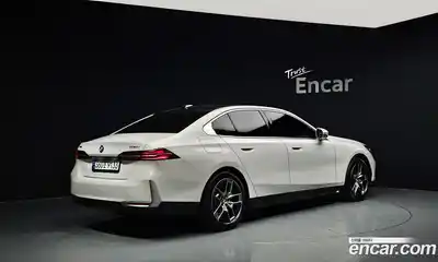 BMW 5 серия 2023 2.0 автомат (гидро), миниатюра 2