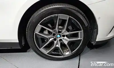 BMW 5 серия 2023 2.0 автомат (гидро), миниатюра 7