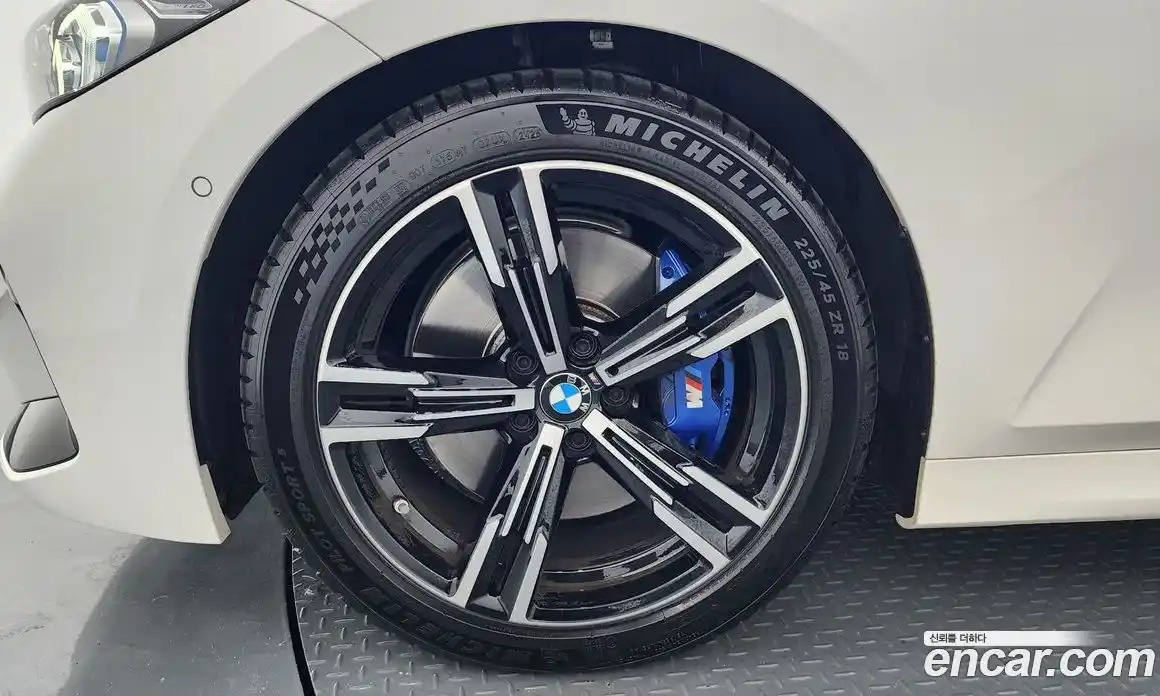 BMW 3 серия 2024 2.0 автомат (гидро), фото 5