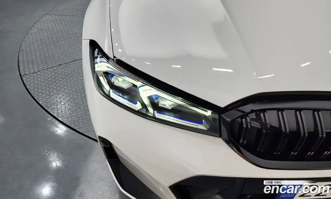 BMW 3 серия 2024 2.0 автомат (гидро), фото 8