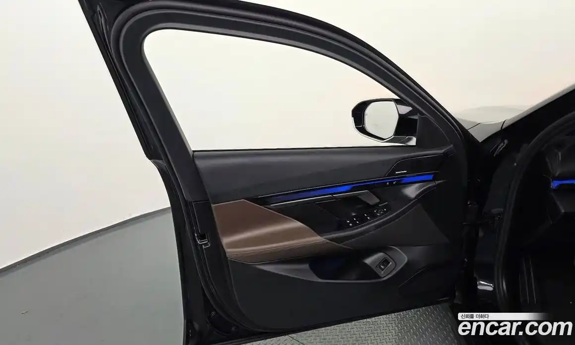 BMW i5 2025 0.2 автомат (гидро), фото 14