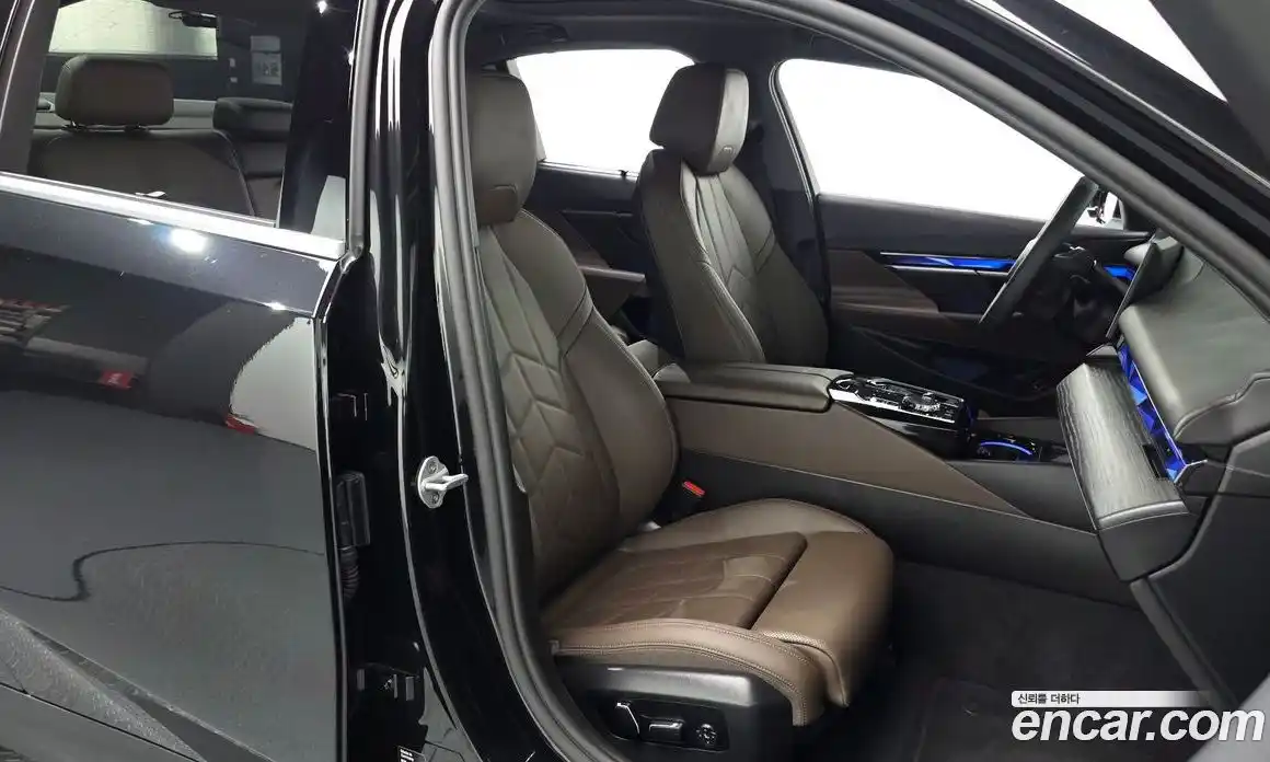 BMW i5 2025 0.2 автомат (гидро), фото 16