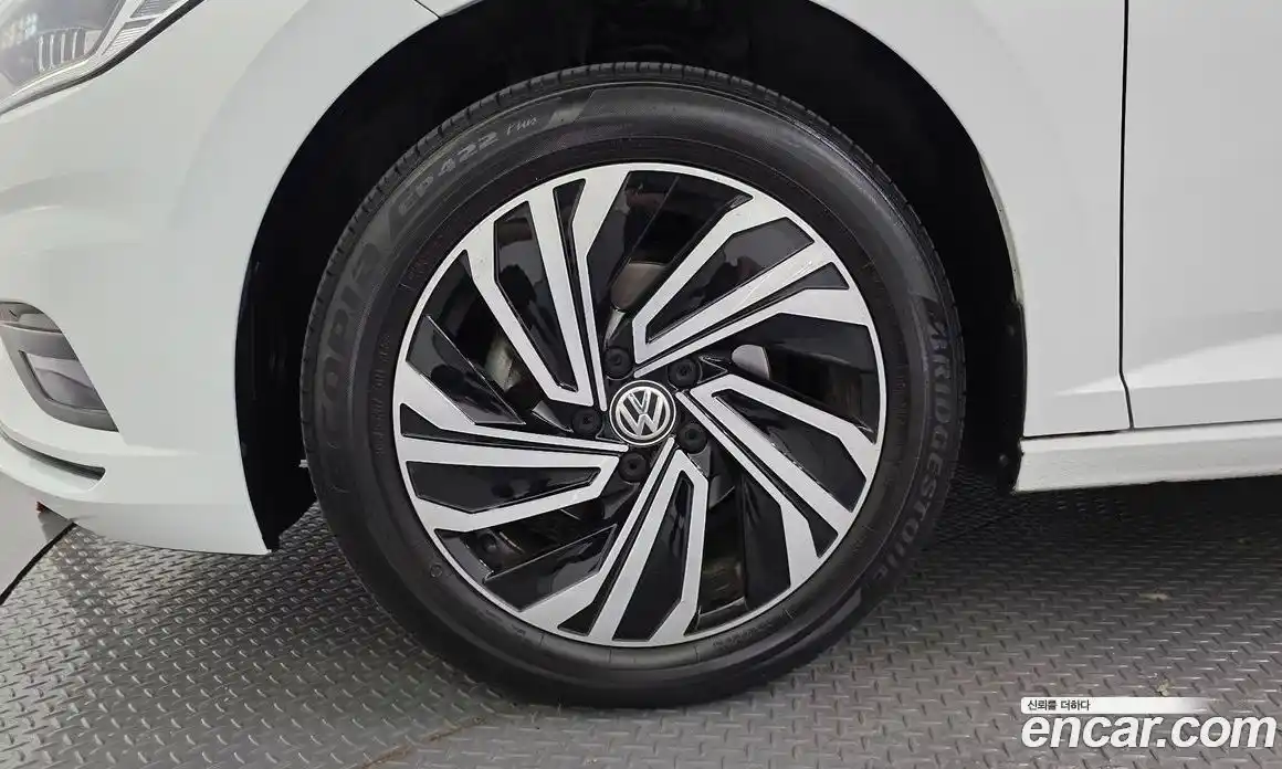 Volkswagen Jetta 2021 1.4 автомат (гидро), фото 5