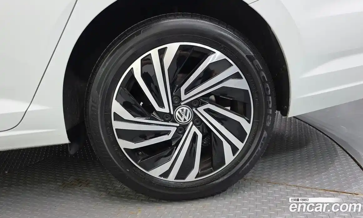 Volkswagen Jetta 2021 1.4 автомат (гидро), фото 7