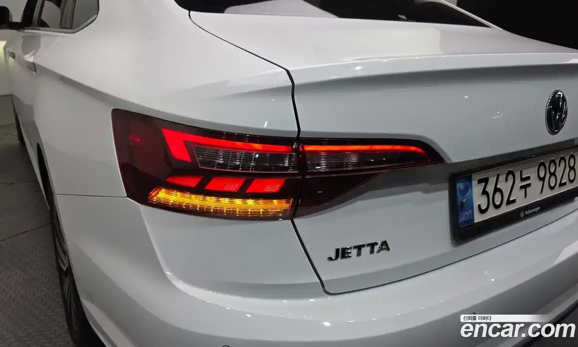 Volkswagen Jetta 2021 1.4 автомат (гидро), фото 9