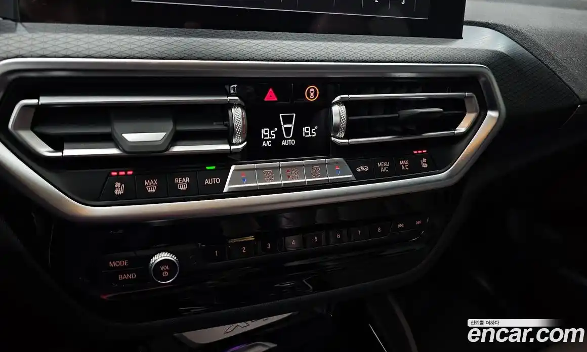 BMW X4 2022 2.0 автомат (гидро), фото 23