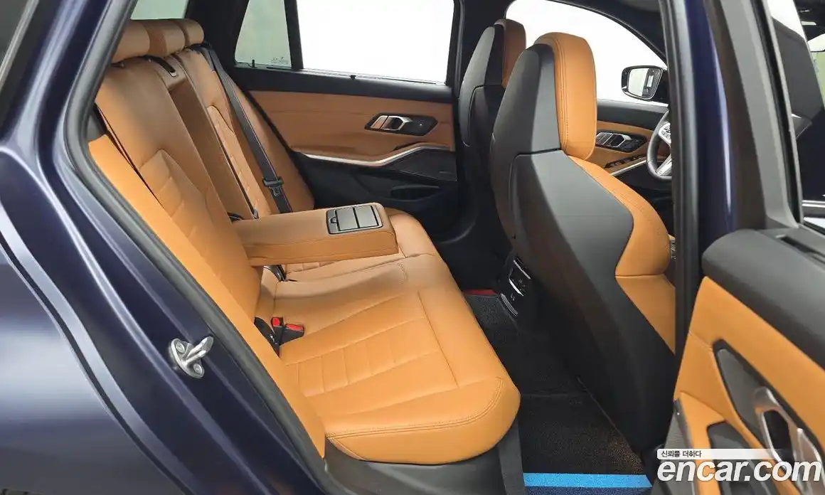 BMW 3 серия 2022 3.0 автомат (гидро), фото 12