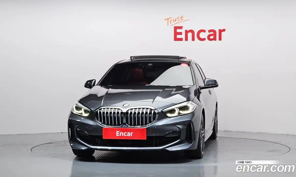 BMW 1 серия 2021 2.0 автомат (гидро), фото 3
