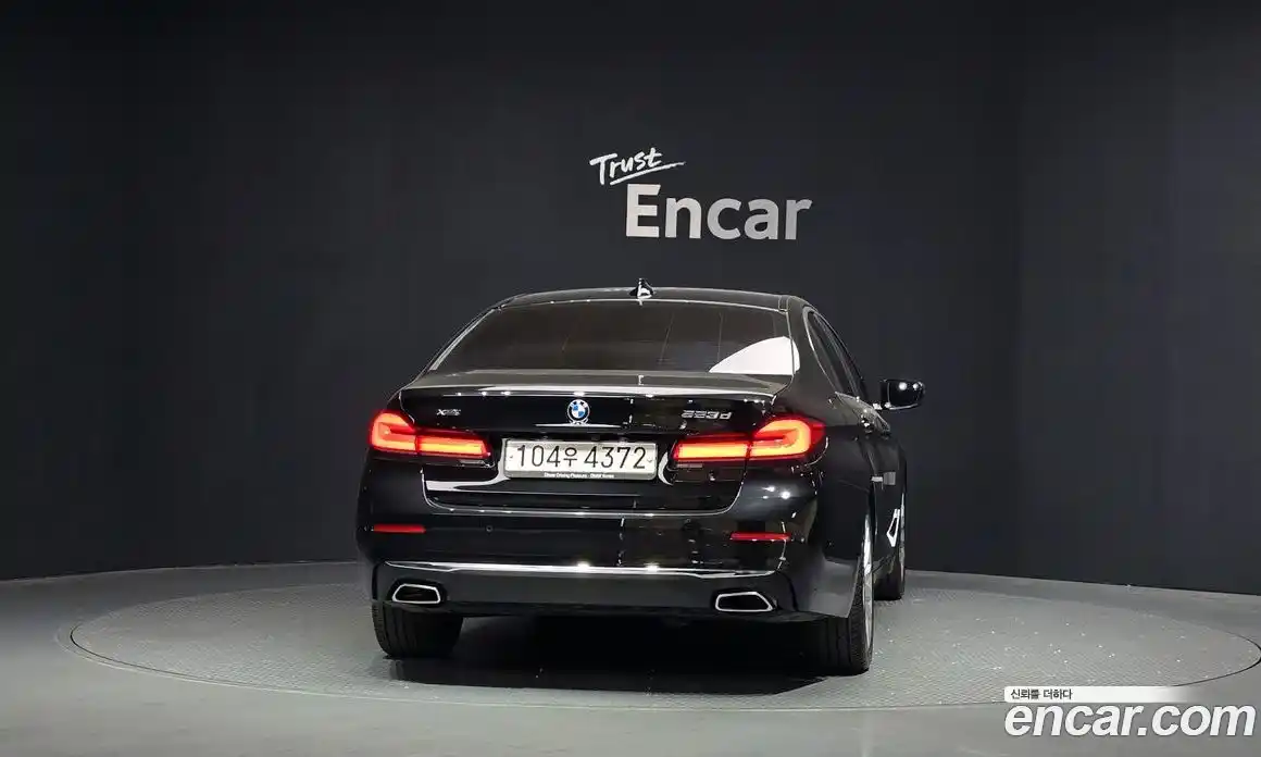 BMW 5 серия 2022 2.0 автомат (гидро), фото 4