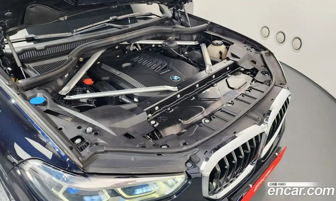 BMW X5 2021 3.0 автомат (гидро), фото 6