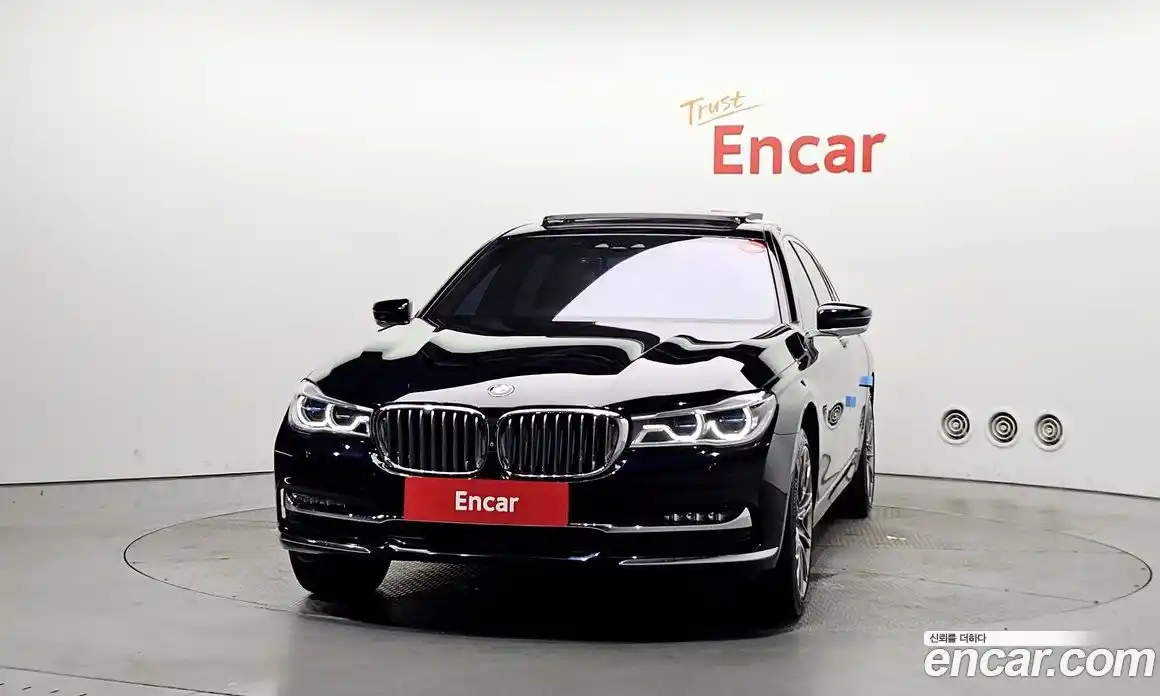 BMW 7 серия 2017 4.4 автомат (гидро), фото 3