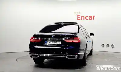 BMW 7 серия 2017 4.4 автомат (гидро), миниатюра 4