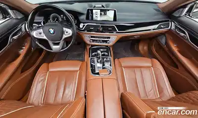 BMW 7 серия 2017 4.4 автомат (гидро), миниатюра 7